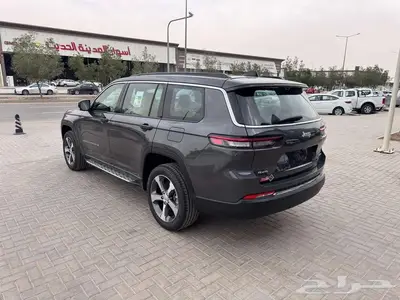 جيب جراندشيروكي ليميتد بلس 3.6 2024 اقساط وكاش عرض خاص 16