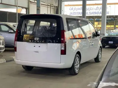 هيونداي ستاريا 2025 ديزل 9 راكب بسعر 129000شامل 7