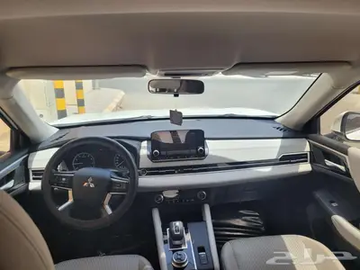 ميتسوبيشي اوتلاندر GLX2023 قمة النظافة   بيشة 18