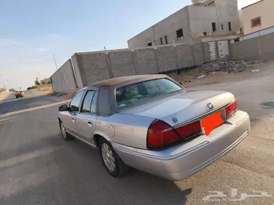 فورد جراند ماركيز 2001 9