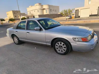 فورد جراند ماركيز 2001 11