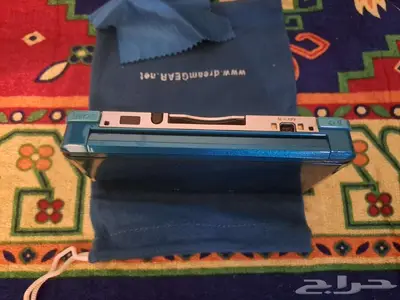 جهاز 3DS الأصلي ازرق مع كامل أغراضه مستعمل للبيع 8