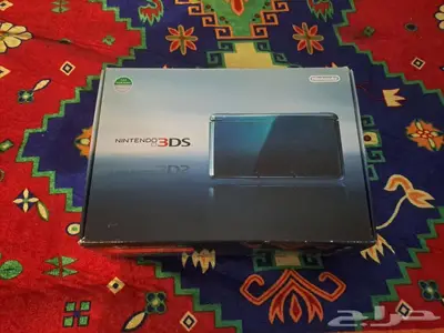 جهاز 3DS الأصلي ازرق مع كامل أغراضه مستعمل للبيع 0