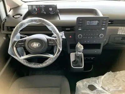 هيونداي ستاريا 11راكب ديزل اوتوماتيك موديل2025عرض133000شامل 6