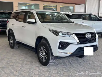 تويوتا فروتشنر 2023 VX - سلندر 6 1