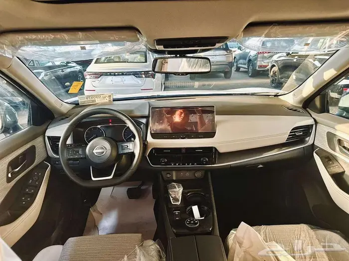 نيسان اكستريل ستاندر دبل وبدون دبل 7 مقاعد 2025 3