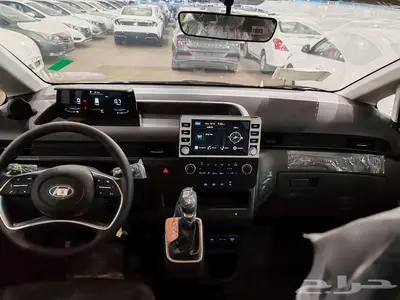 هيونداي ستاريا 2025 20
