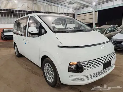 هيونداي ستاريا 2025 8