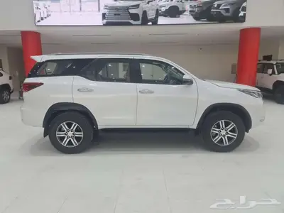 فورشنر 6 سلندر VX1 بتزين موديل 2025 9