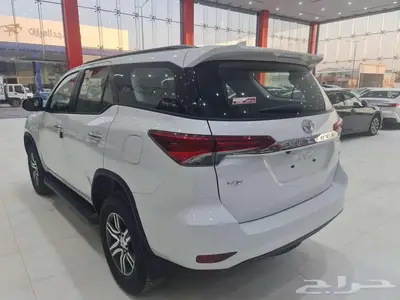 فورشنر 6 سلندر VX1 بتزين موديل 2025 8