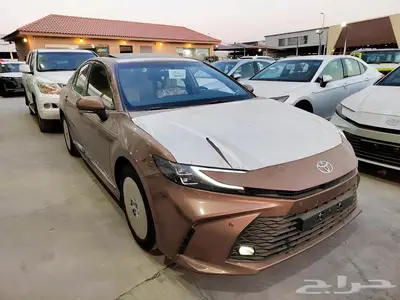 كامري 2.5 بنزين LE نص فل سعودي كاش واقساط 2025 7