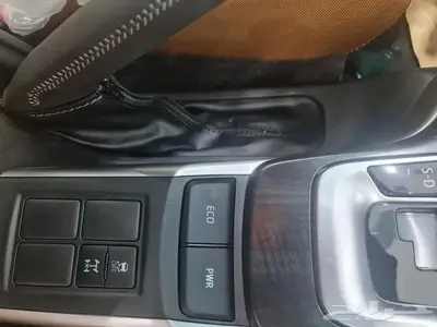 فورشنر 6 سلندر VX1 بتزين موديل 2025 3