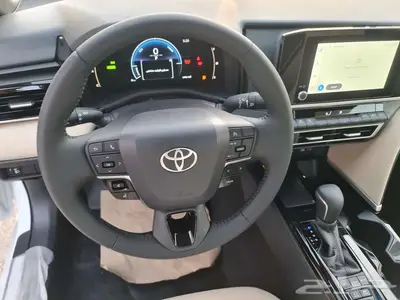 تويوتا كامري LEهايبرد موديل 2025 18