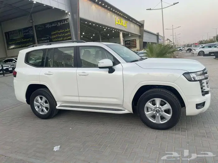 تويوتا لاندكرزور جي اكس ار L-2 سعودي 2025 10