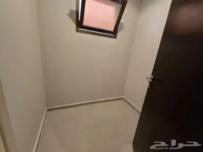 شقق للبيع بحي هجر 5 غرف 18