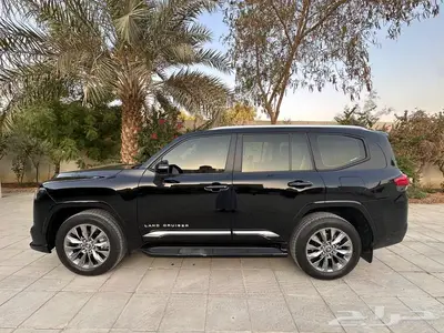 تايوتا لاندكروزر جي اكس ار L4 موديل 2024 1