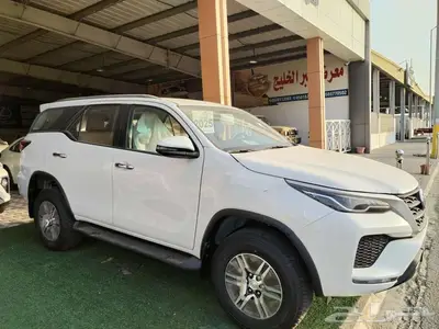 فورشنر GX2 بنزين دبل 4 سلندر 2025 ابيض 1