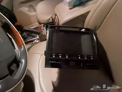 شاشة صالون لاندكروزر 2015 نظيفه 1