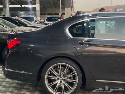 بي ام دبليو 730il 2019 فل كامل 3
