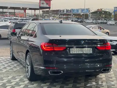 بي ام دبليو 730il 2019 فل كامل 5