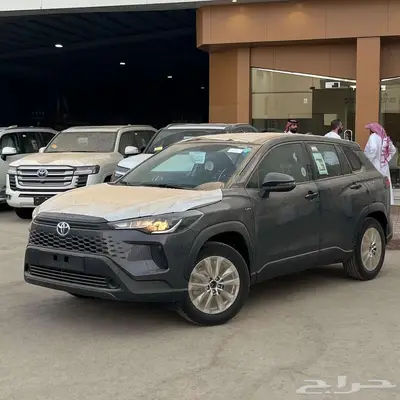 تويوتا كورولا كروس ستاندر 2025 0