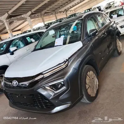 تويوتا اوربان كروز GLX لوحات 2025 0