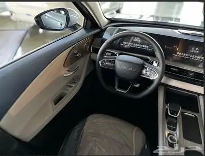 سيارة شيري اريزو 8 لاكجري 2025 6