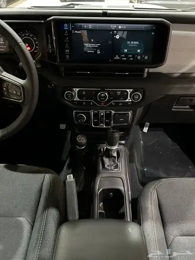 عرض خاص جيب رانجلر سبورت موديل 2024السعر 182500 10