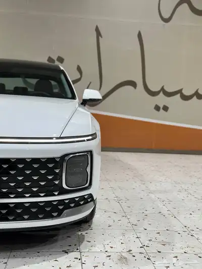 ازيرا 2025 نص فل شبه اصفار . رصد الفخامة 4