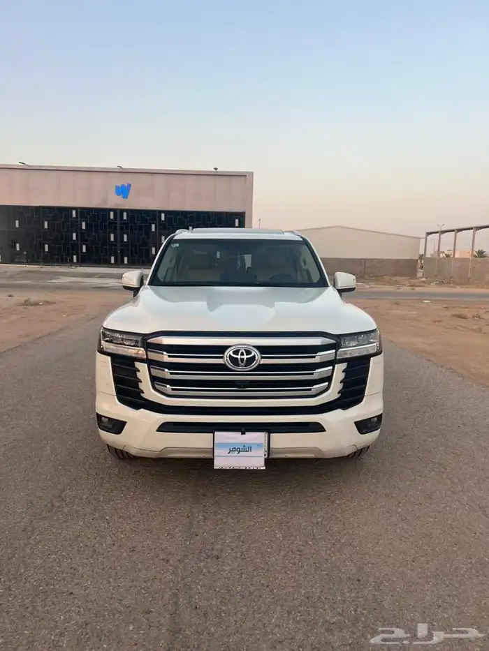 تويوتا لاندكروزر 2022 L4 بنزين سعودي معرض الشومر 0