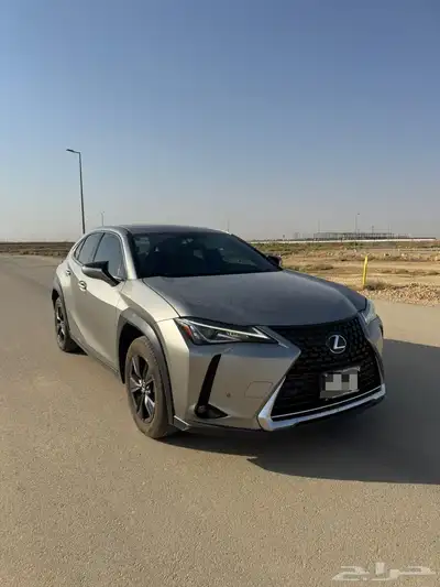 لكزس 2022 1