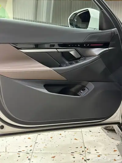 بي ام دبليو 520i 2024 . رصد الفخامة 24