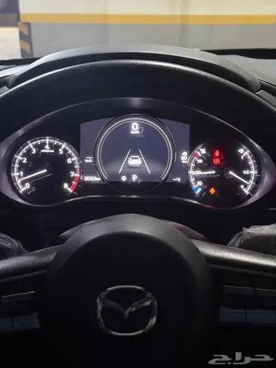 للبيع مازدا CX30 نصف فل 2023 لون اسود 8