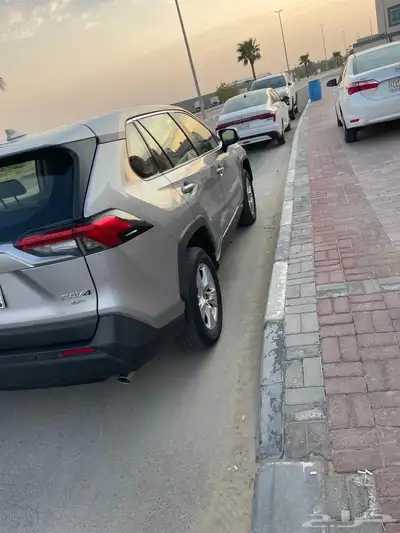 تويوتا راف فور 2021 1