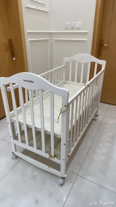 سرير اطفال في حاله جيده جدا بدورين 0