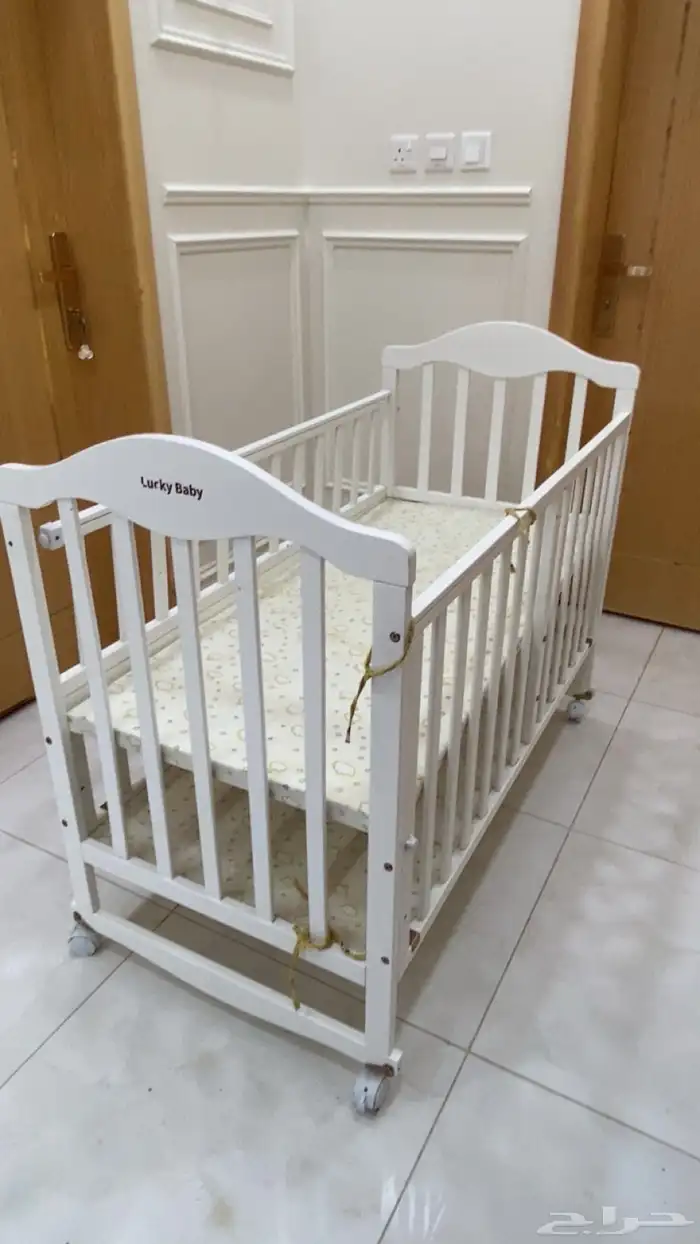 سرير اطفال في حاله جيده جدا بدورين 0