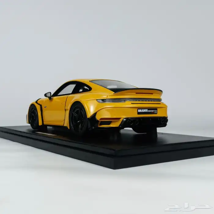 مجسم بورش برابوس روكيت ار 4