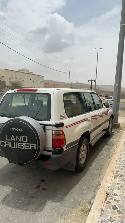 لاند كلوزر 1999 0