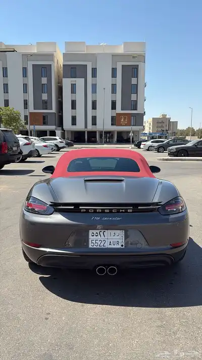 Porsche BOXSTER 718 2024 3