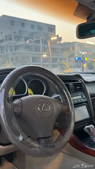 للبيع لكزز جي اس 300 موديل 2001 2