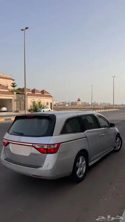 للبيع هوندا أوديسي 2011 4
