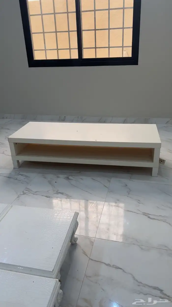 طاولات نضيفه للبيع 2