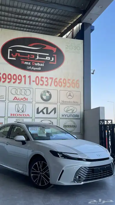 كامري جراندي بنزين 2025 3