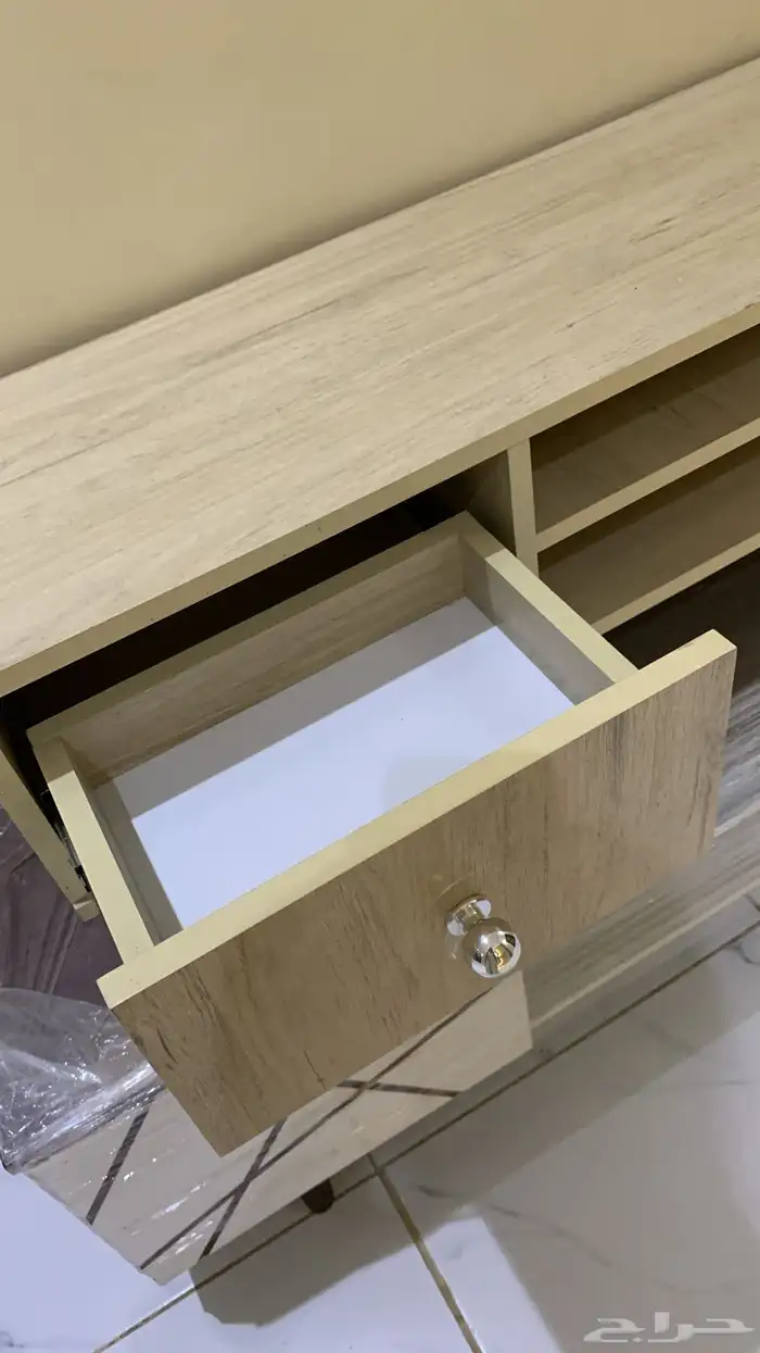 دولاب شاشه للبيع 1