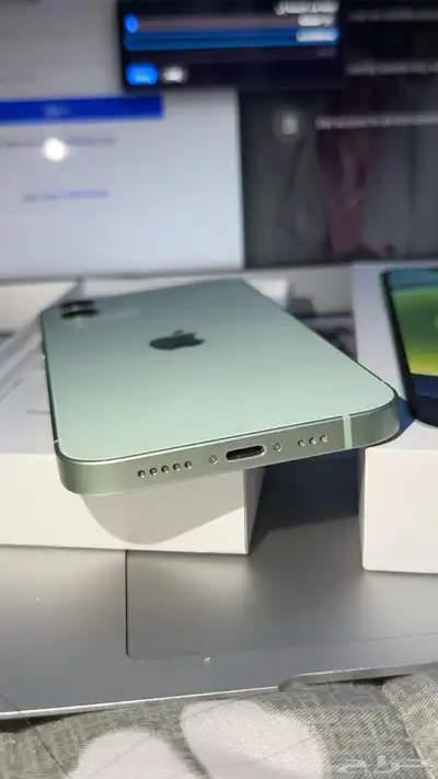 ايفون 12 الذاكرة 128g 4