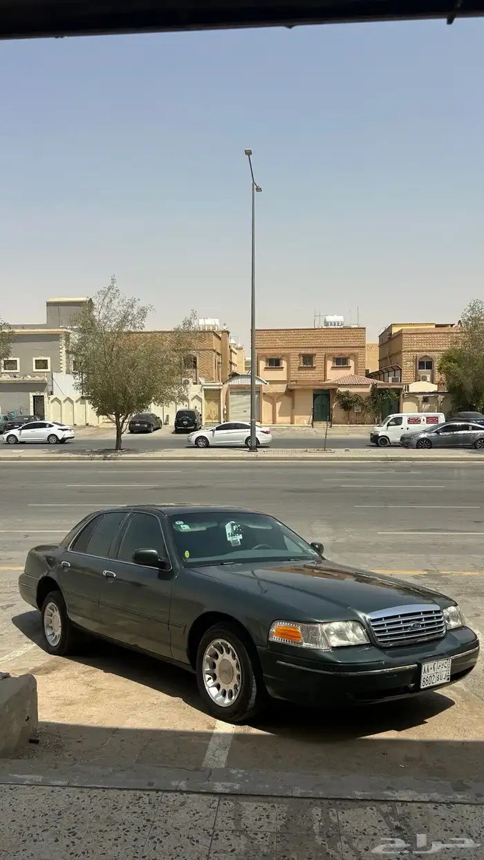 فورد كروان فكتوريا للبيع او البدل 1