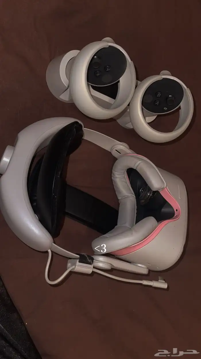 نظارة ميتا كويست VR 0