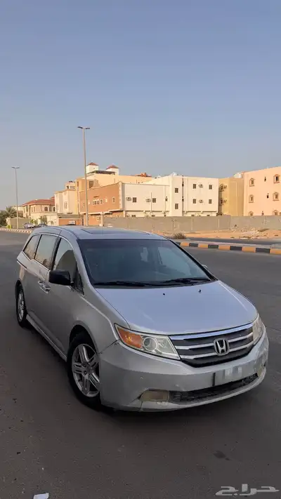للبيع هوندا أوديسي 2011 2