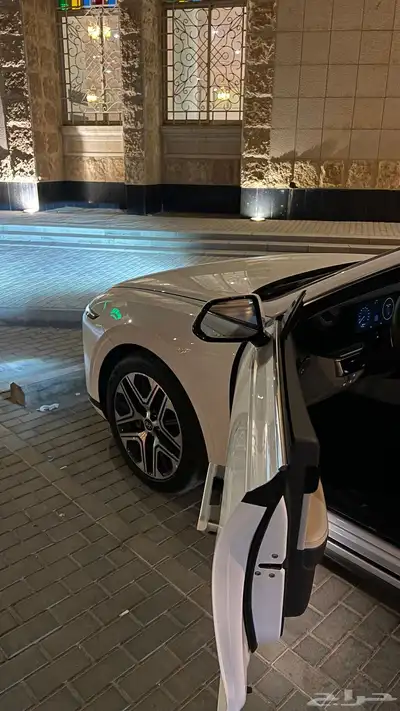 ازيرا 2024 بريميوم شبه اصفار 2