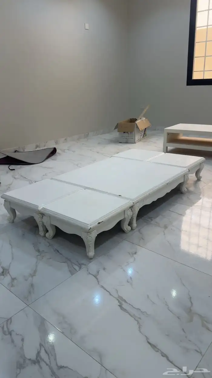 طاولات نضيفه للبيع 1